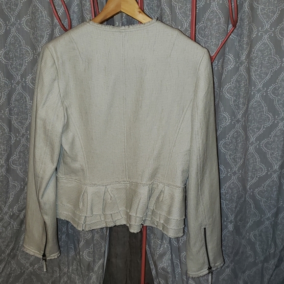 Banana Republic Cream Peplum Jacket size 10 - Picture 3 of 3